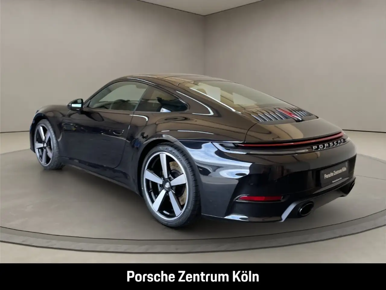 Porsche 992 911 Carrera S BOSE Sportabgasanlage LED 3