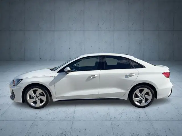 Audi A3 view 3