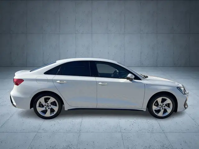 Audi A3 view 7