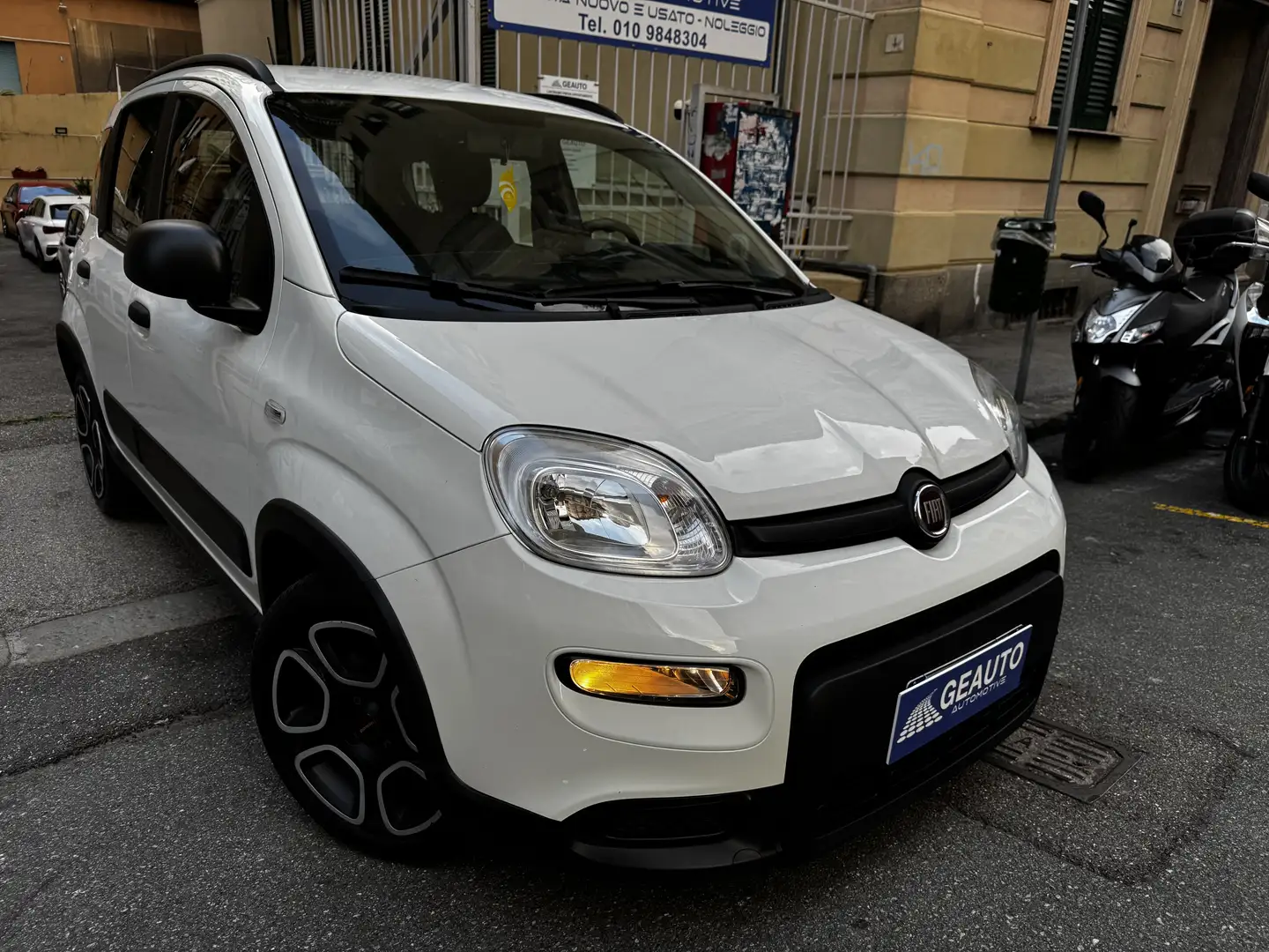 Fiat Panda 1.0 BENZINA hybrid City Life GARANTITA 12 MESI Wit - 1