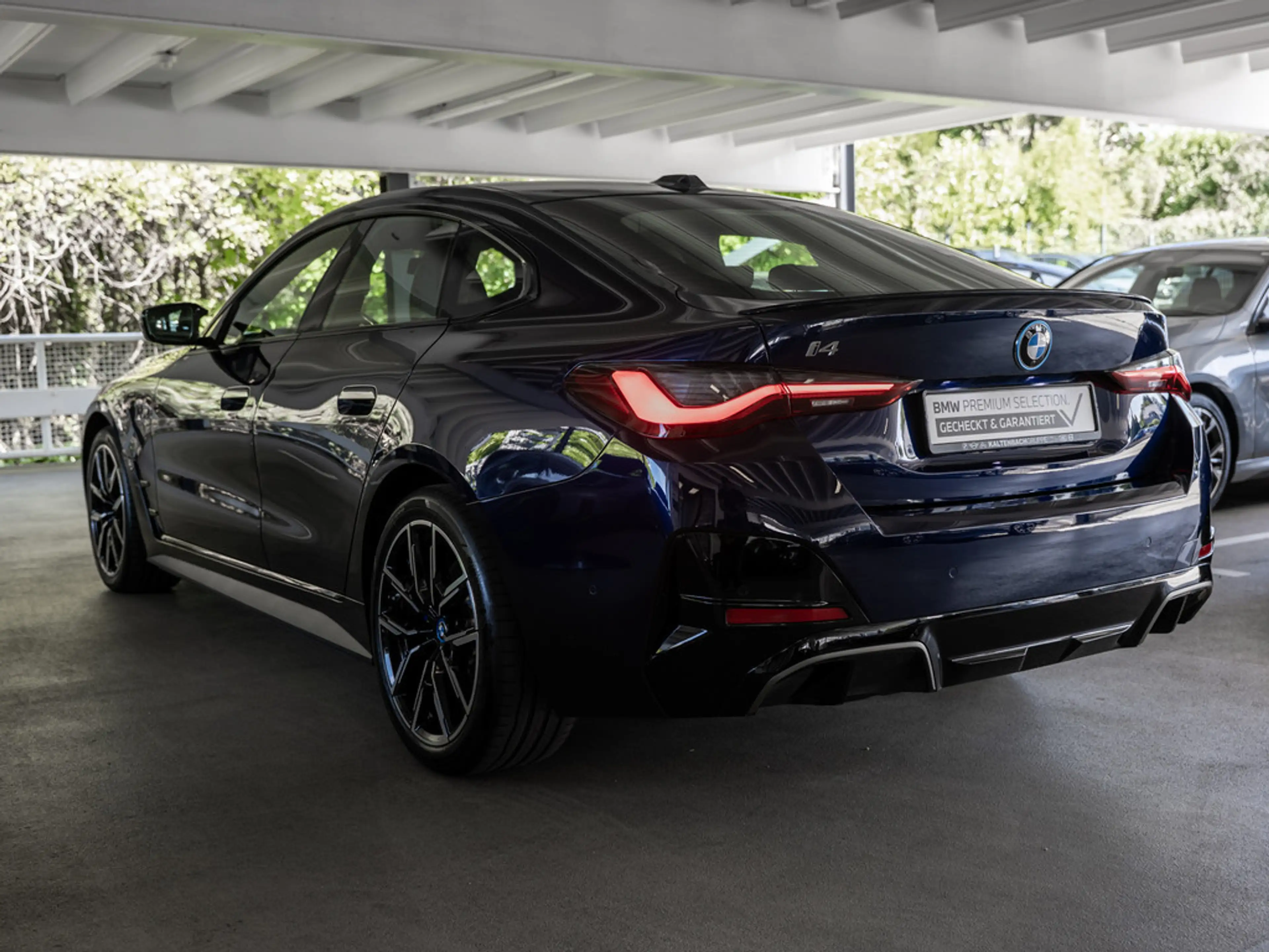 BMW i4 Gran Coupe M50 LED NAVI KAMERA SHZ PDC — photo 8