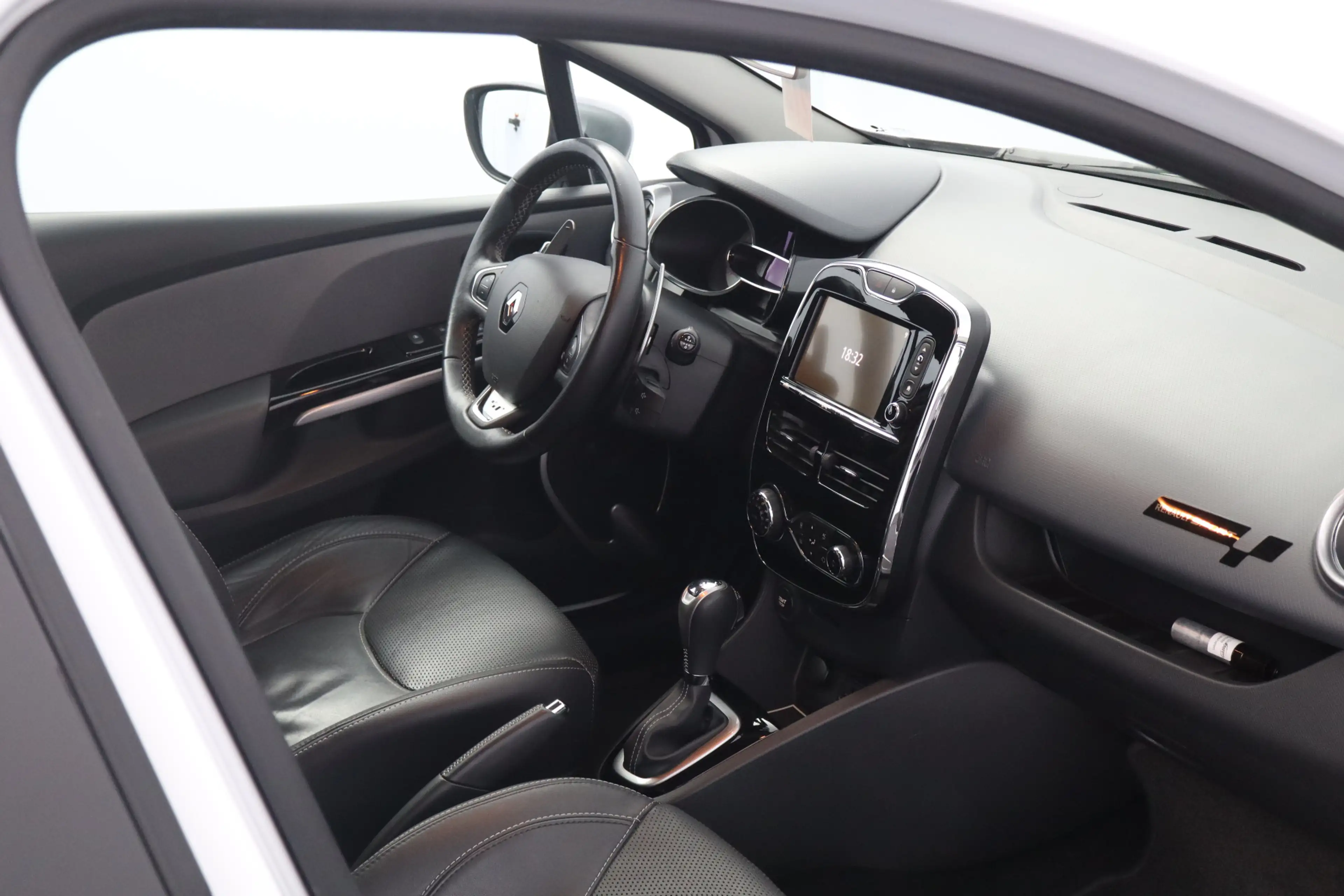 Renault Clio Estate 1.2 GT/ Automaat/ Stoelverw./ Sportstoelen/ — photo 44