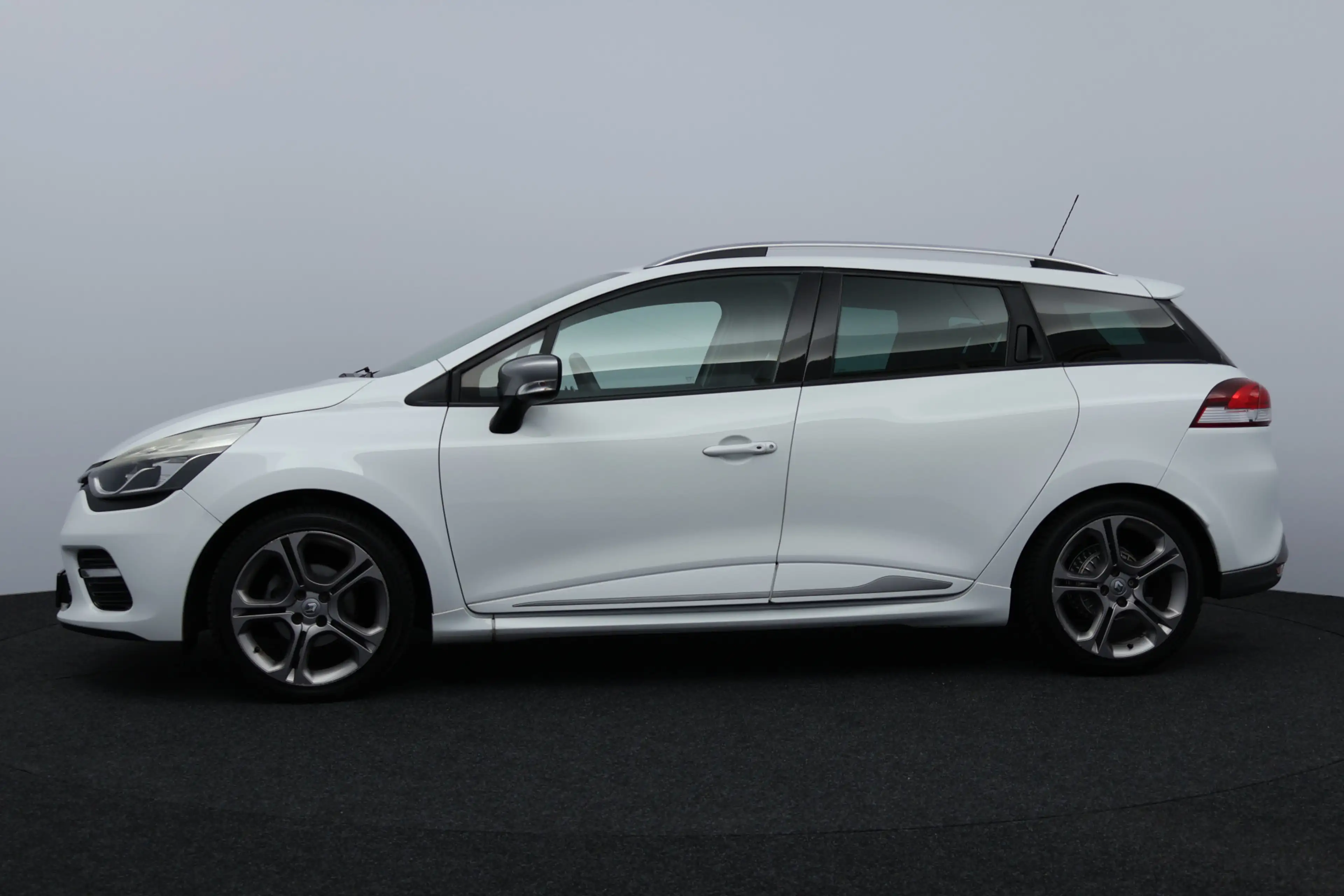Renault Clio Estate 1.2 GT/ Automaat/ Stoelverw./ Sportstoelen/ — photo 4