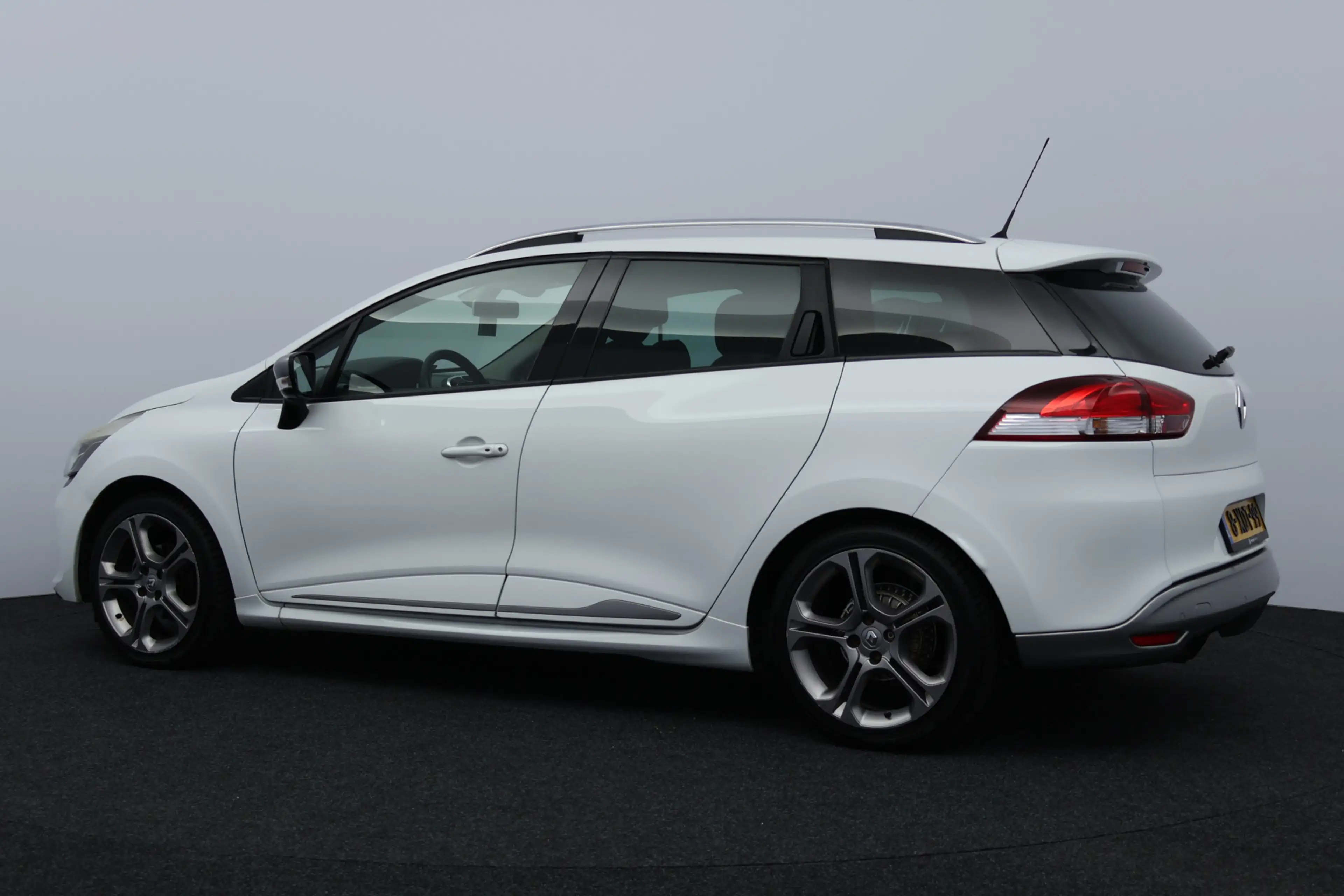 Renault Clio Estate 1.2 GT/ Automaat/ Stoelverw./ Sportstoelen/ — photo 6