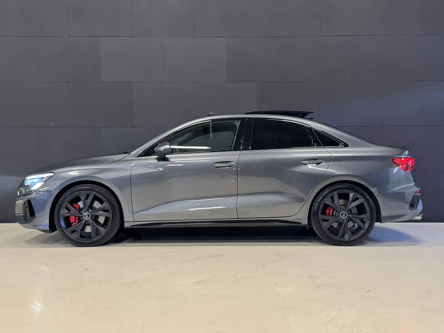Audi S3 Limousine 2.0 TFSI S3 quattro Automaat | Pano | Ni Šedá - 2