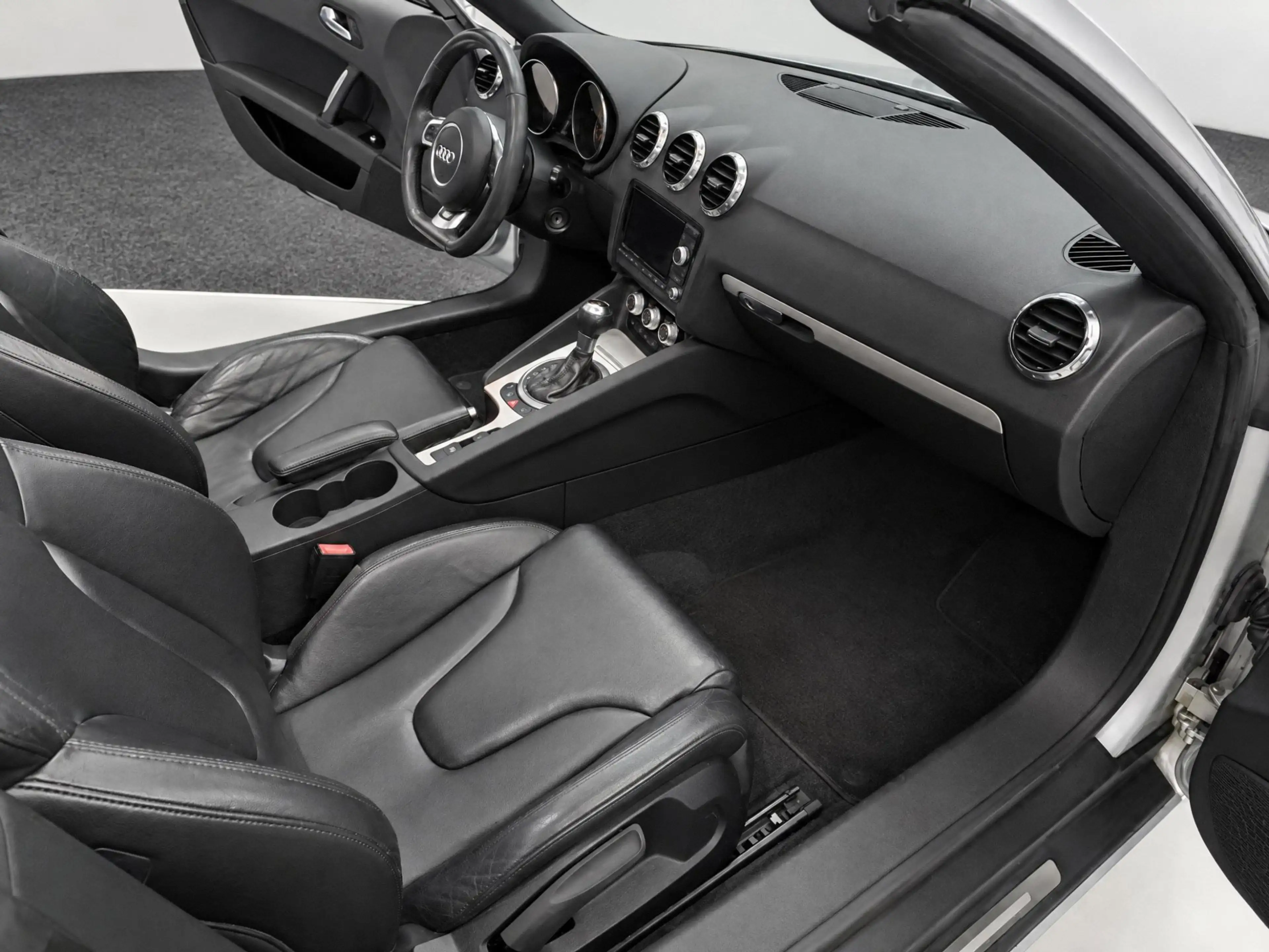 Audi TT Roadster 2.0 TFSI Pro Line S-LINE // CLIMA // LEDE — photo 10