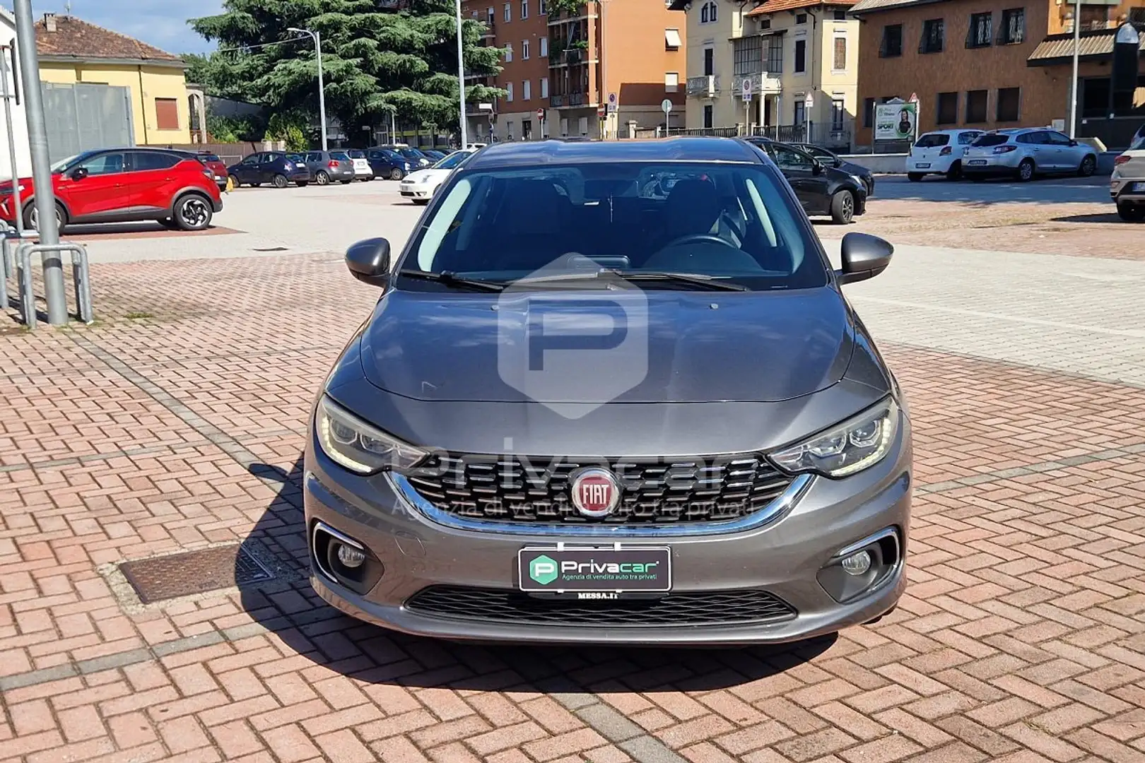 Fiat Tipo Tipo 1.4 5 porte Lounge Argento - 2