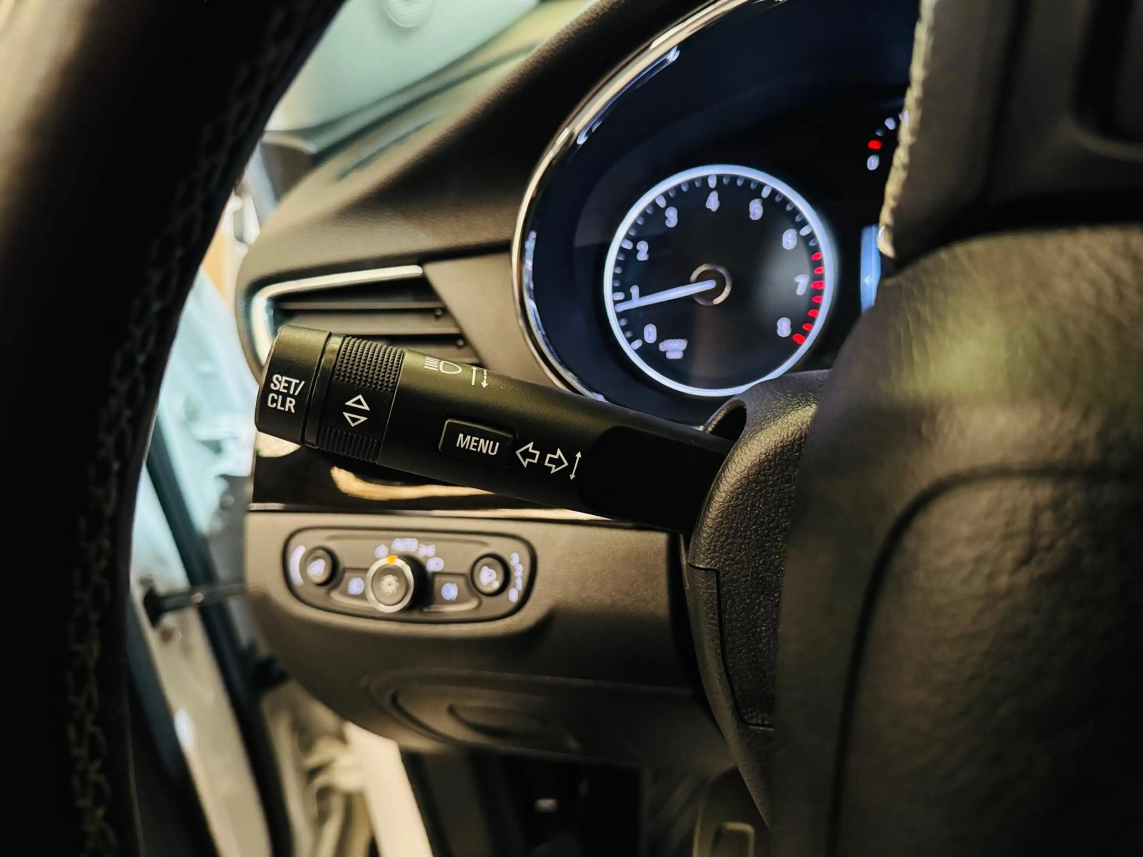 Opel Mokka X Mokka X 1.4 Turbo Automatique GPS Cuir Toit ouvrant — photo 37