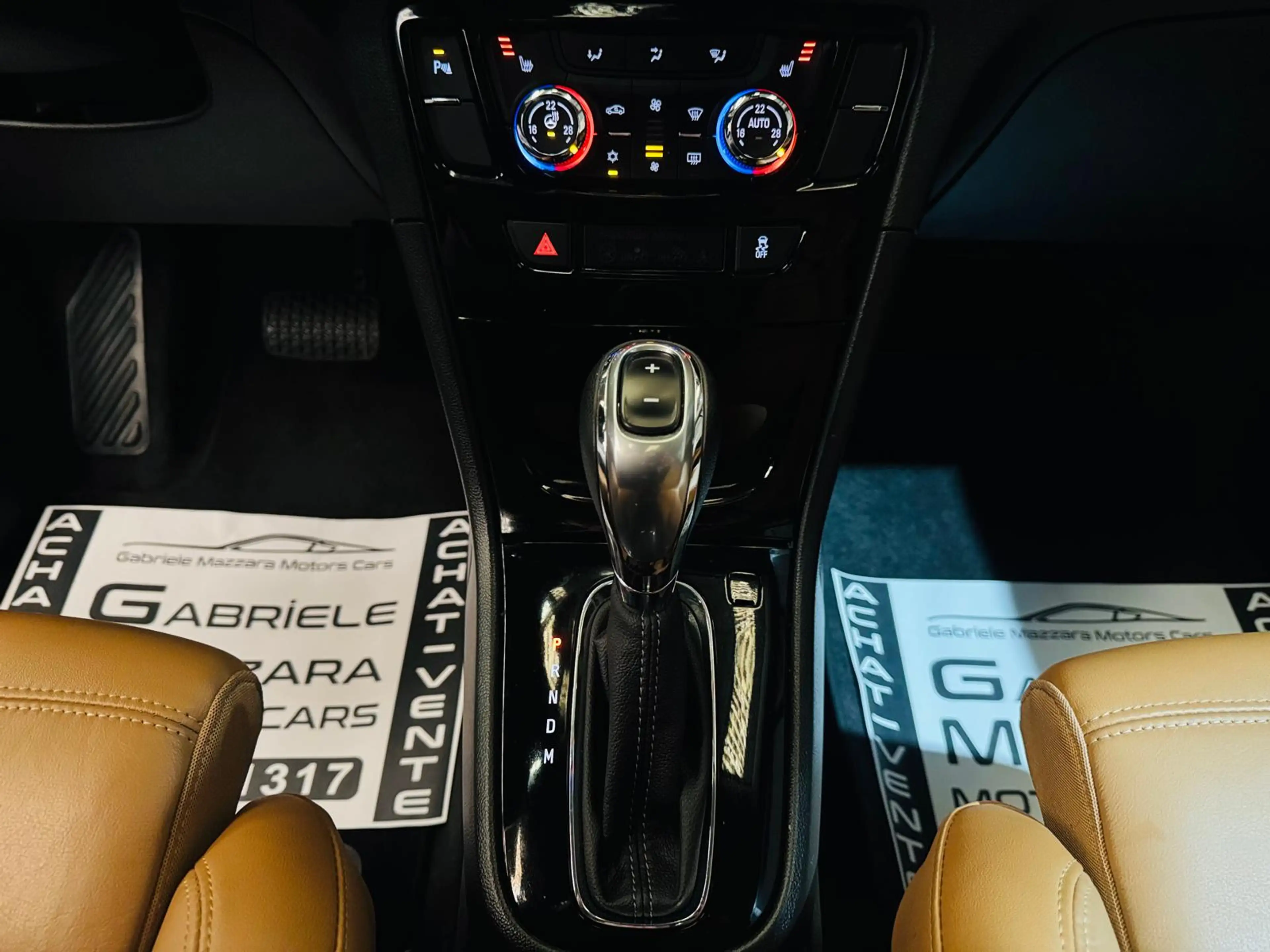 Opel Mokka X Mokka X 1.4 Turbo Automatique GPS Cuir Toit ouvrant — photo 39