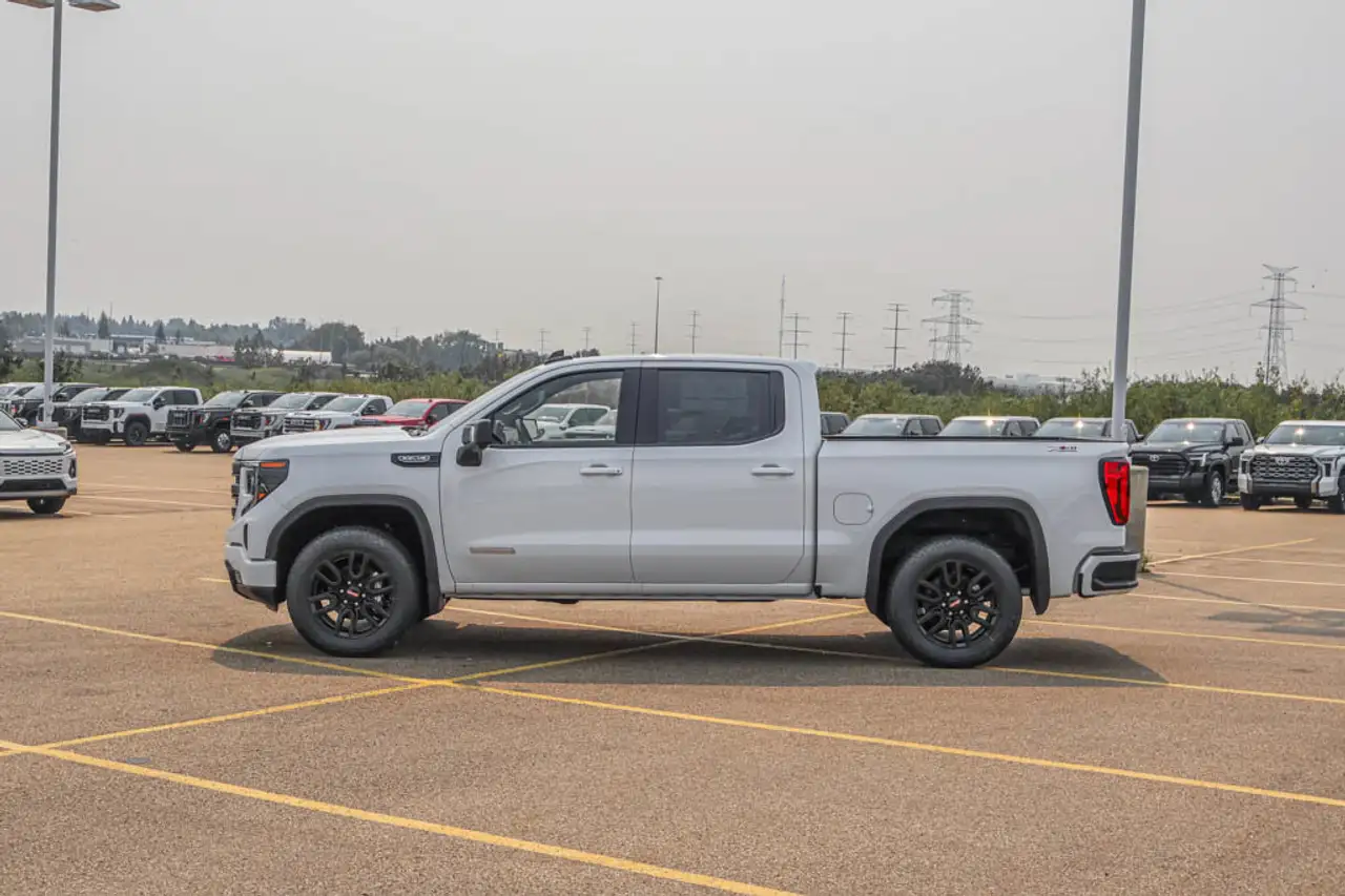 GMC Sierra 1500 снимка GMC Sierra 1500