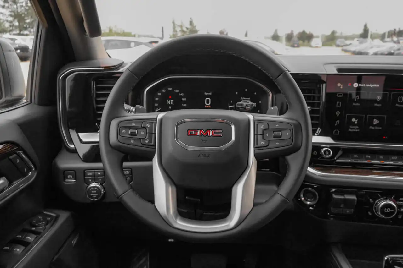 GMC Sierra 1500 снимка GMC Sierra 1500