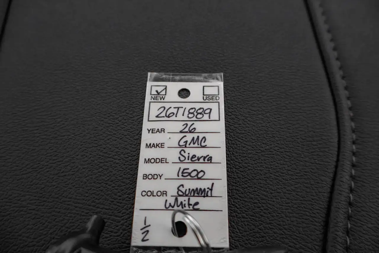 GMC Sierra 1500 снимка GMC Sierra 1500