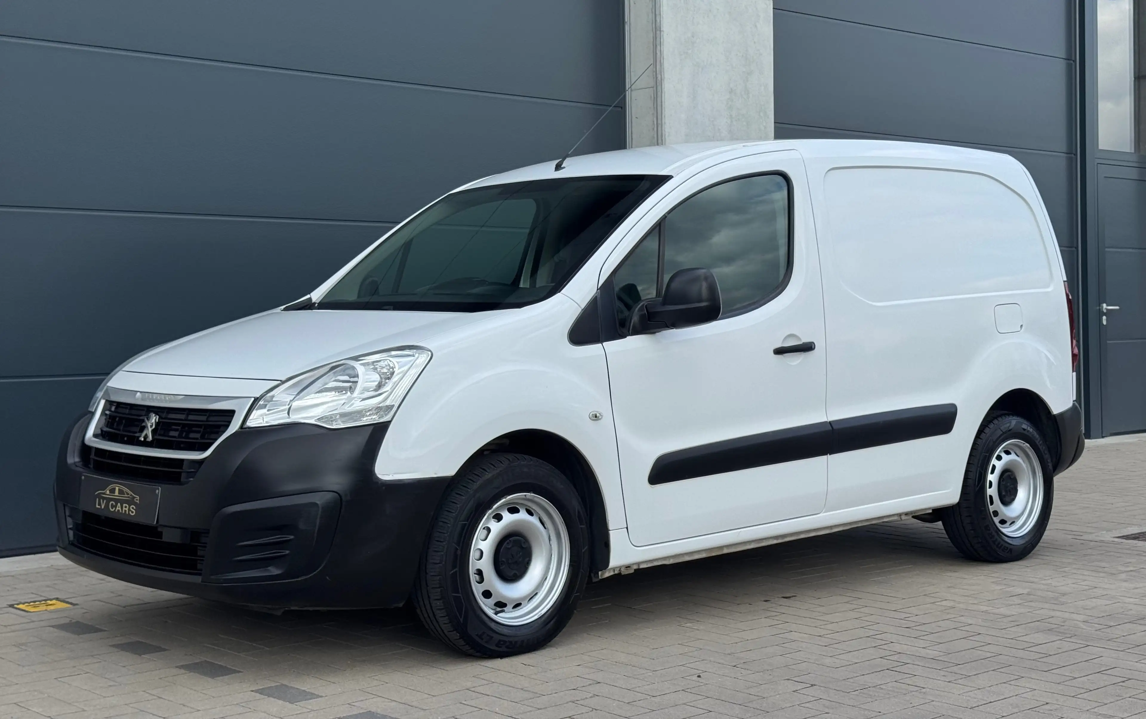 Peugeot Partner 1.6 BlueHDi — photo 7