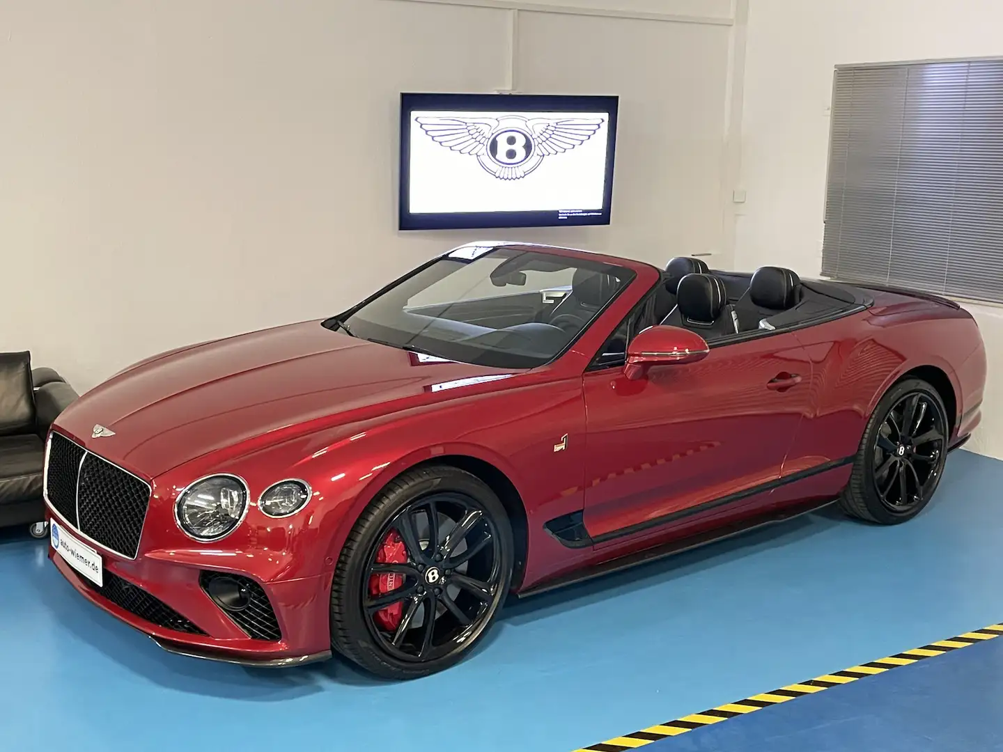 Bentley Continental Mulliner No.1 Edition W12 1Hand Roşu - 1