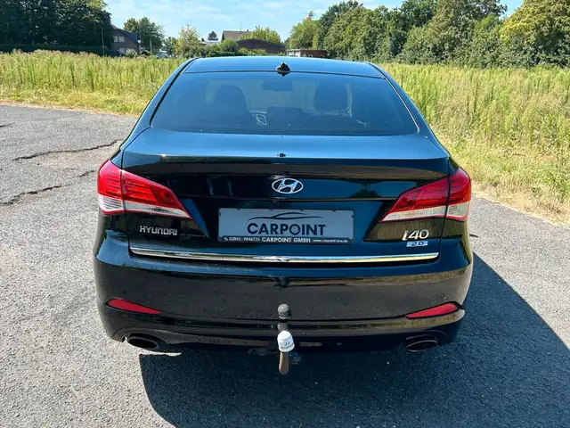 Hyundai I40 view 4