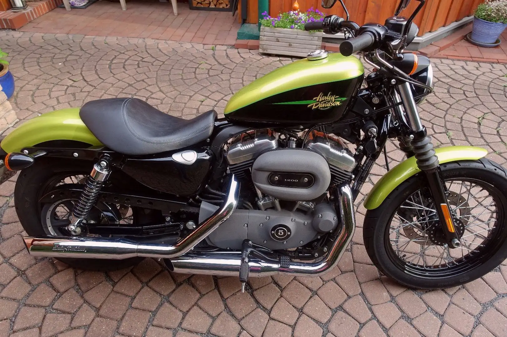 Harley-Davidson Sportster XL 1200 Nightster Zielony - 1