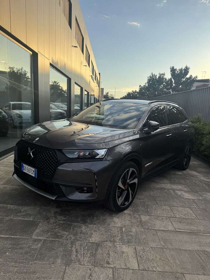 DS Automobiles DS 7 Crossback 7 CROSSBACK PERFORMANCE LINE + E-TENSE 4X4