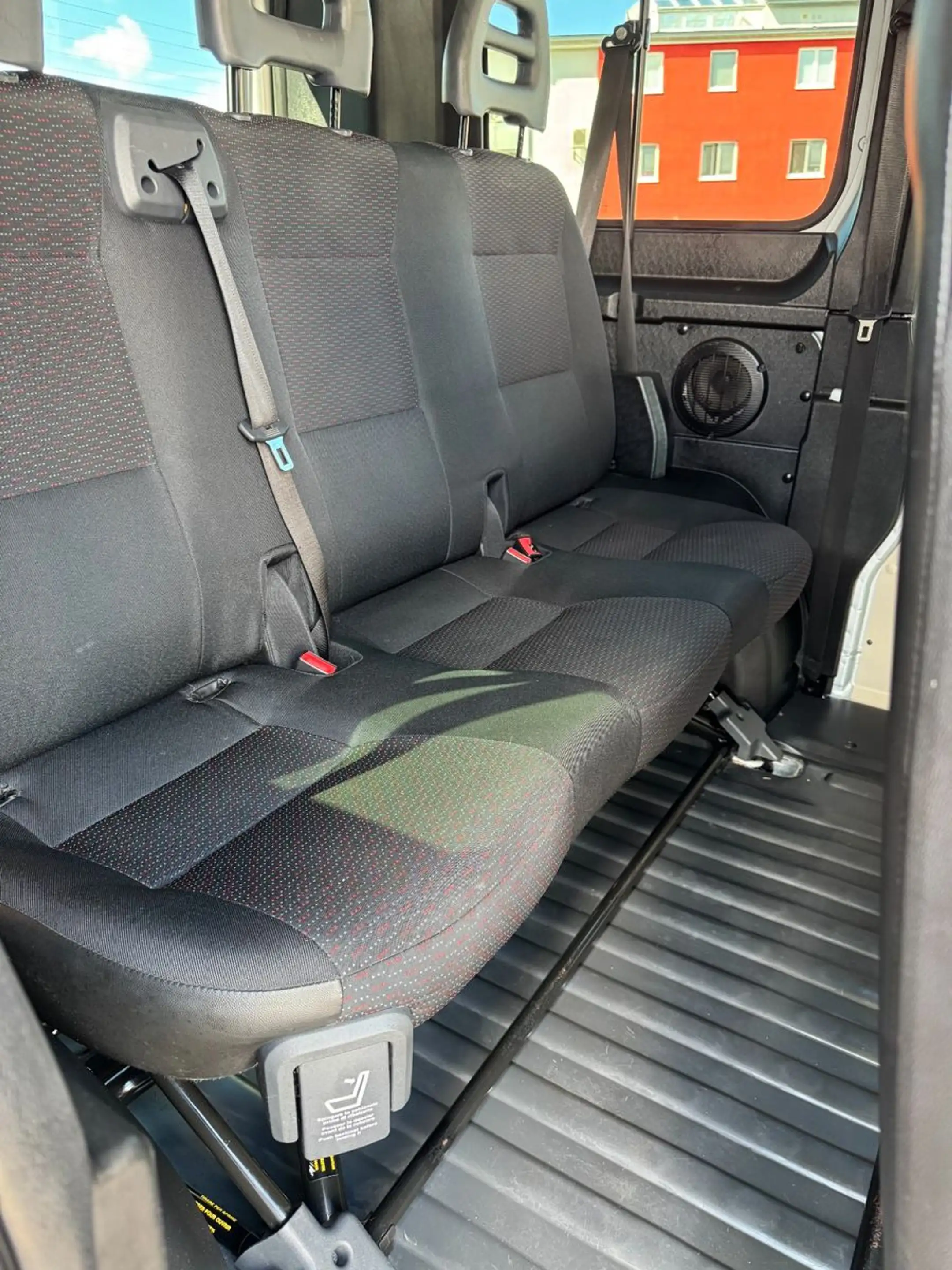 Peugeot Boxer Kombi 330 L1H1 9 Sitzer  Klima Hinten — photo 14