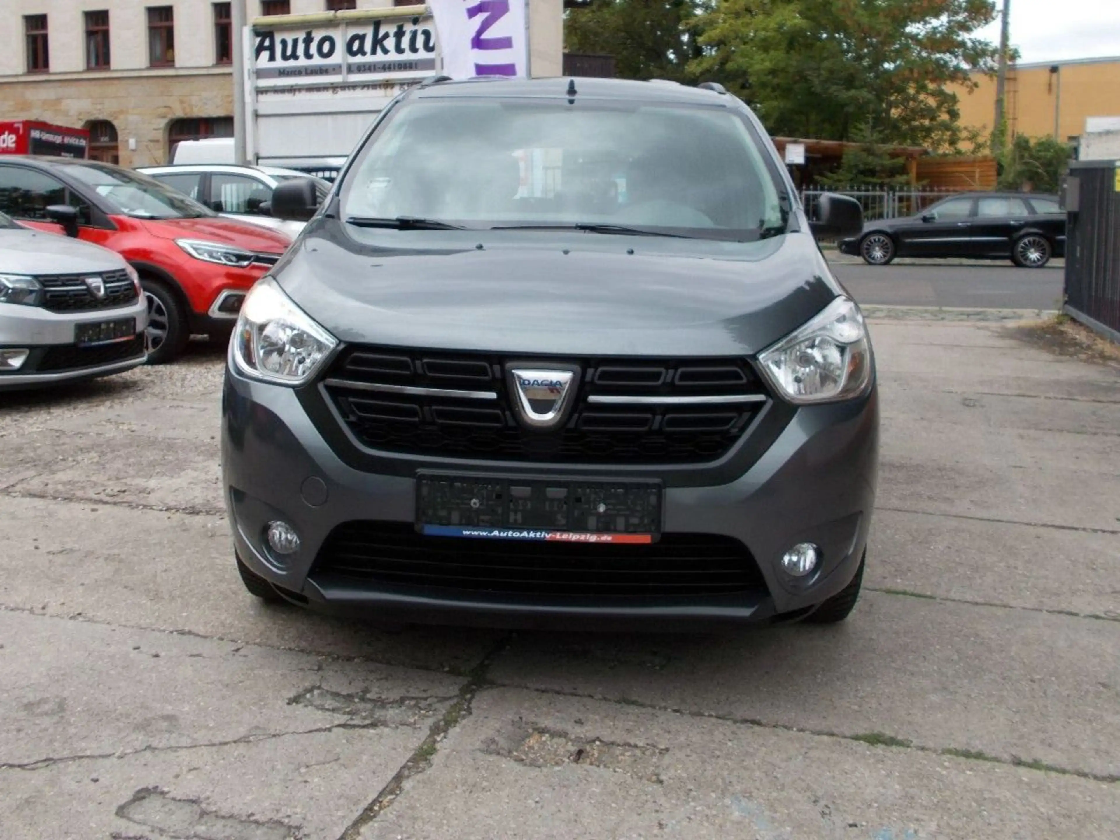 Dacia Lodgy SCe 100*KLIMA*SV*ZV*el.FH*EURO6 — photo 8