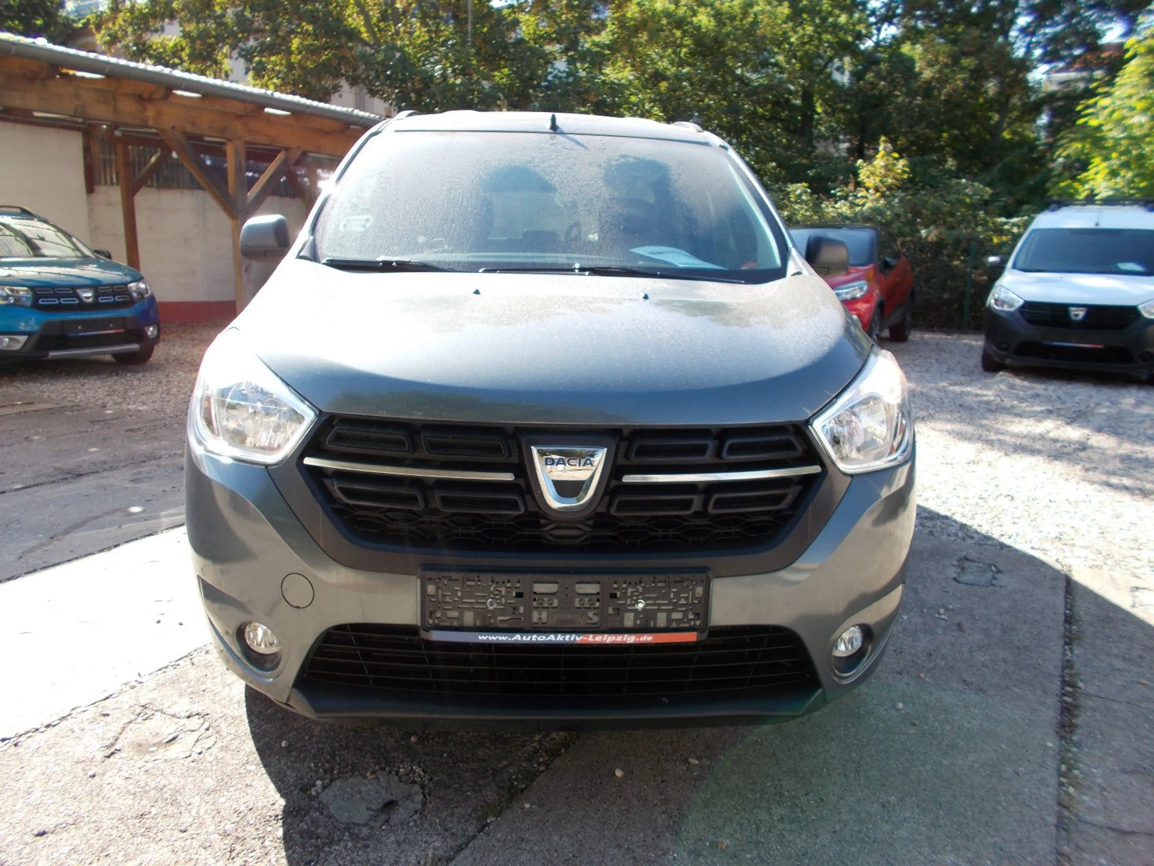 Dacia Lodgy SCe 100*KLIMA*SV*ZV*el.FH*EURO6 — photo 7
