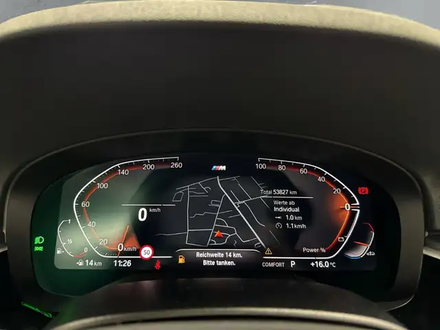 BMW 5 Series view 16