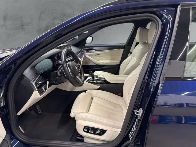 BMW 540 I view 8