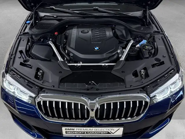 BMW 540 I view 14