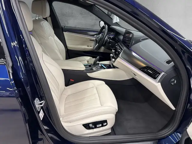 BMW 540 I view 11