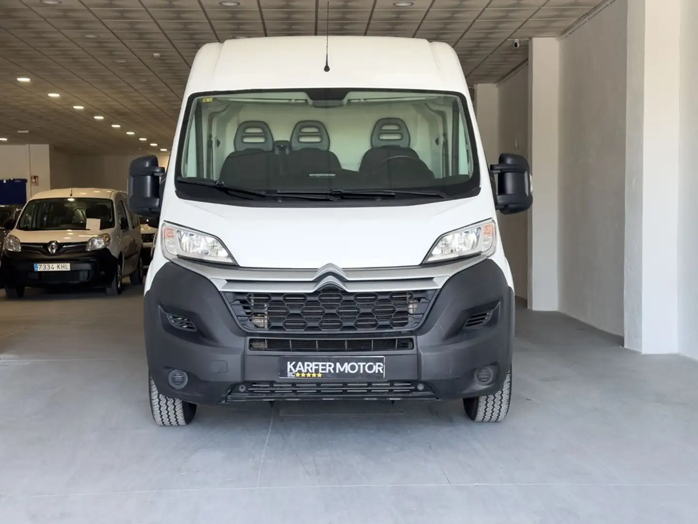 Citroen Jumper BlueHDi 103KW (140CV) Furgón 35L2H2 Wit - 2