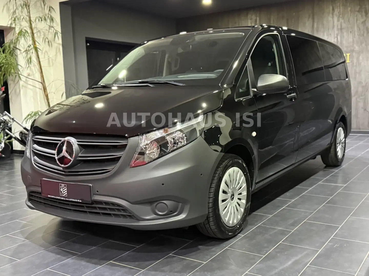 Mercedes-Benz Vito 116 CDI Extralang NEW,TAXI-PAKET,AUTOMATIK Schwarz - 1