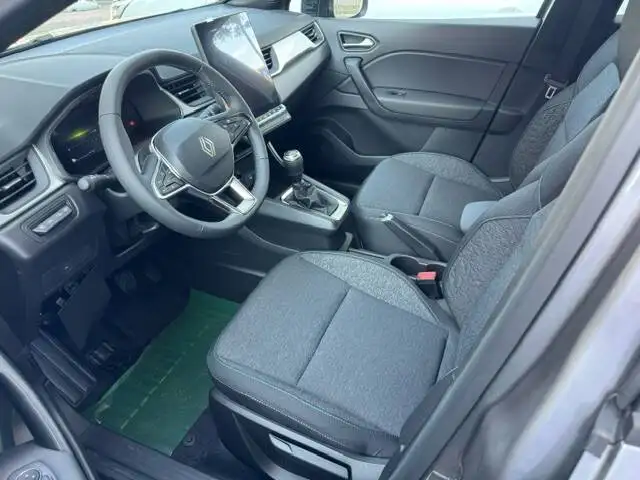 Renault Captur view 6