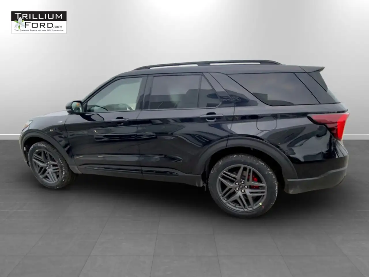 Ford Explorer photo Ford Explorer