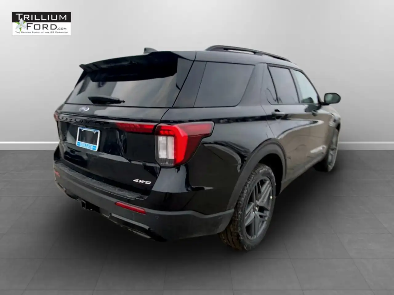 Ford Explorer photo Ford Explorer