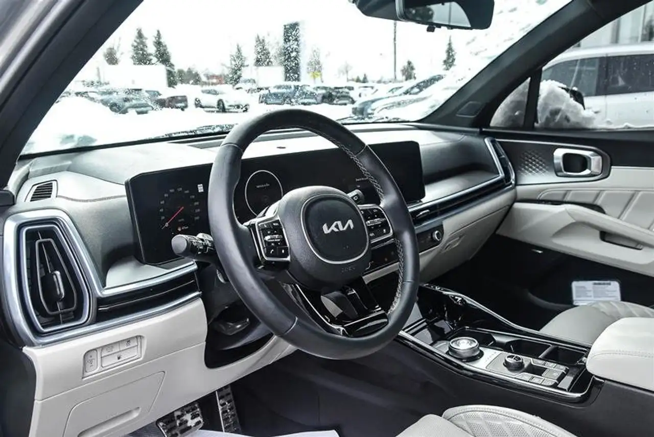 Kia Sorento снимка Kia Sorento
