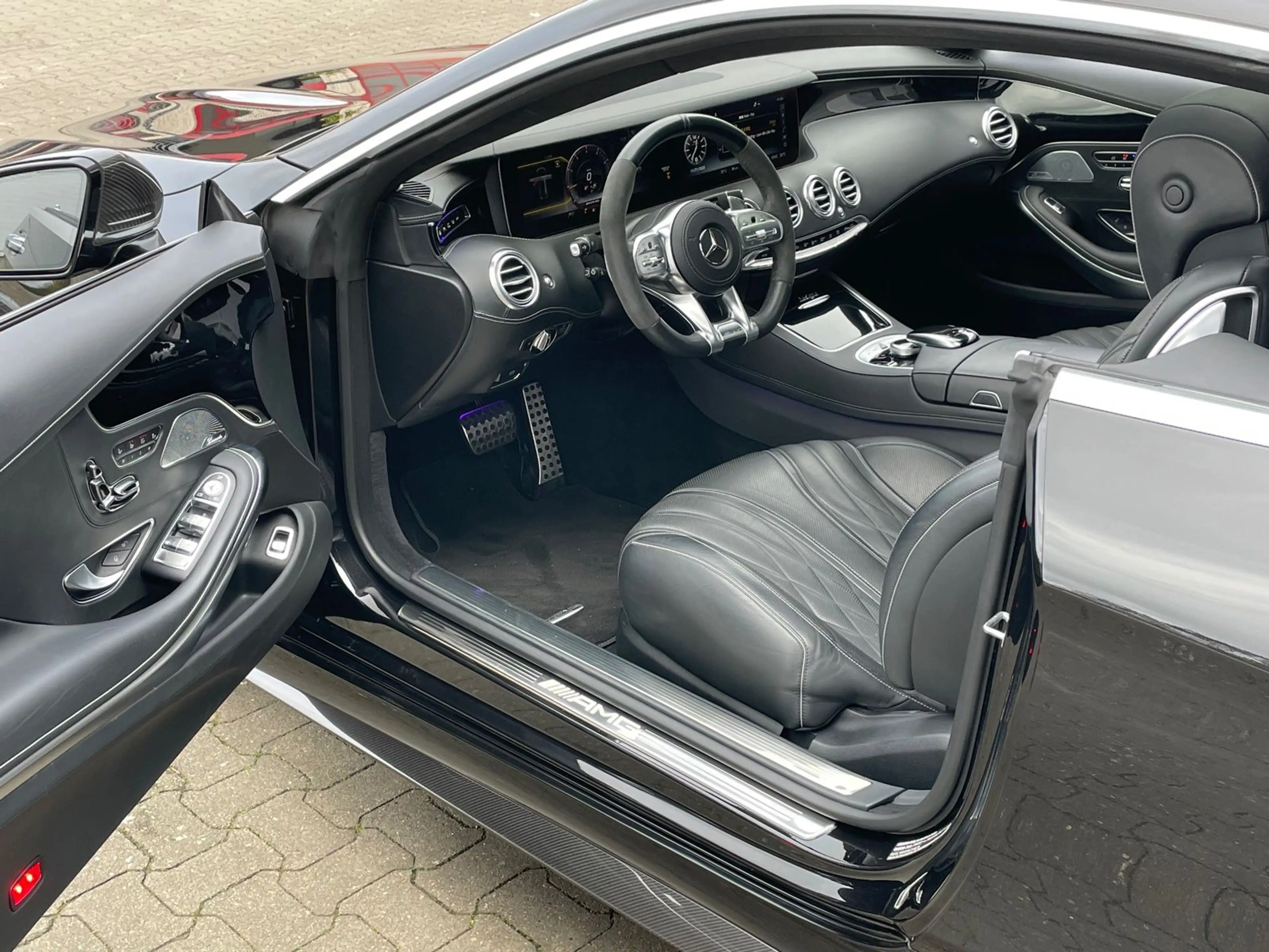 Mercedes-Benz S 63 AMG COUPE 4MATIC+, CARBON PAKET, BRD, 2.HD — photo 11