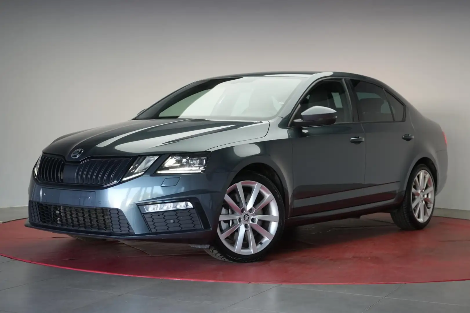 Skoda Octavia 2.0 TSI DSG RS Navi/Temp/Kamera/Mirrorli Grau - 2