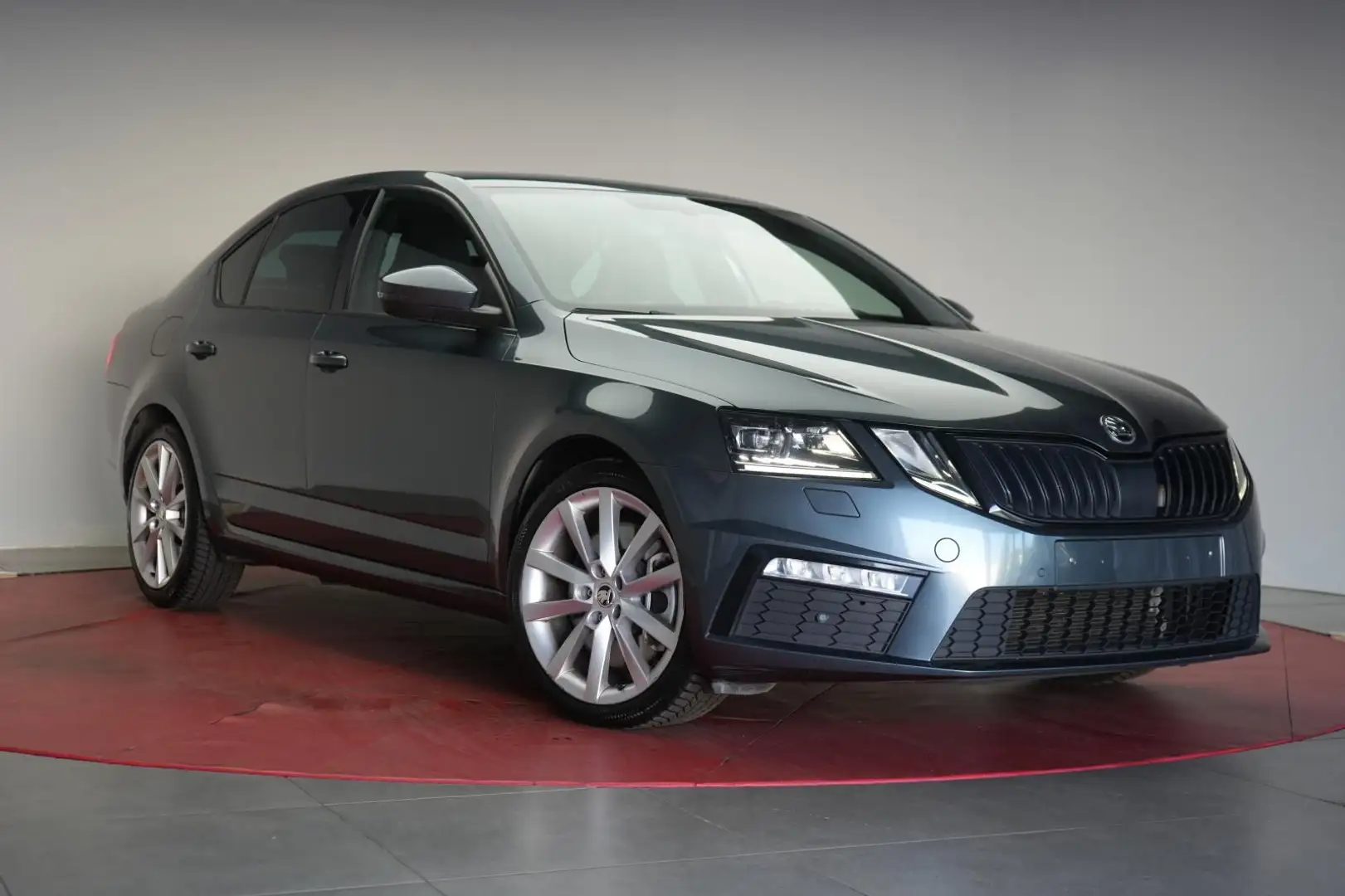 Skoda Octavia 2.0 TSI DSG RS Navi/Temp/Kamera/Mirrorli Grau - 1