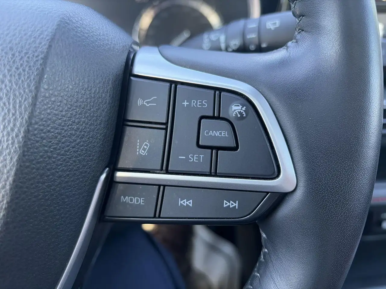Toyota Highlander снимка Toyota Highlander