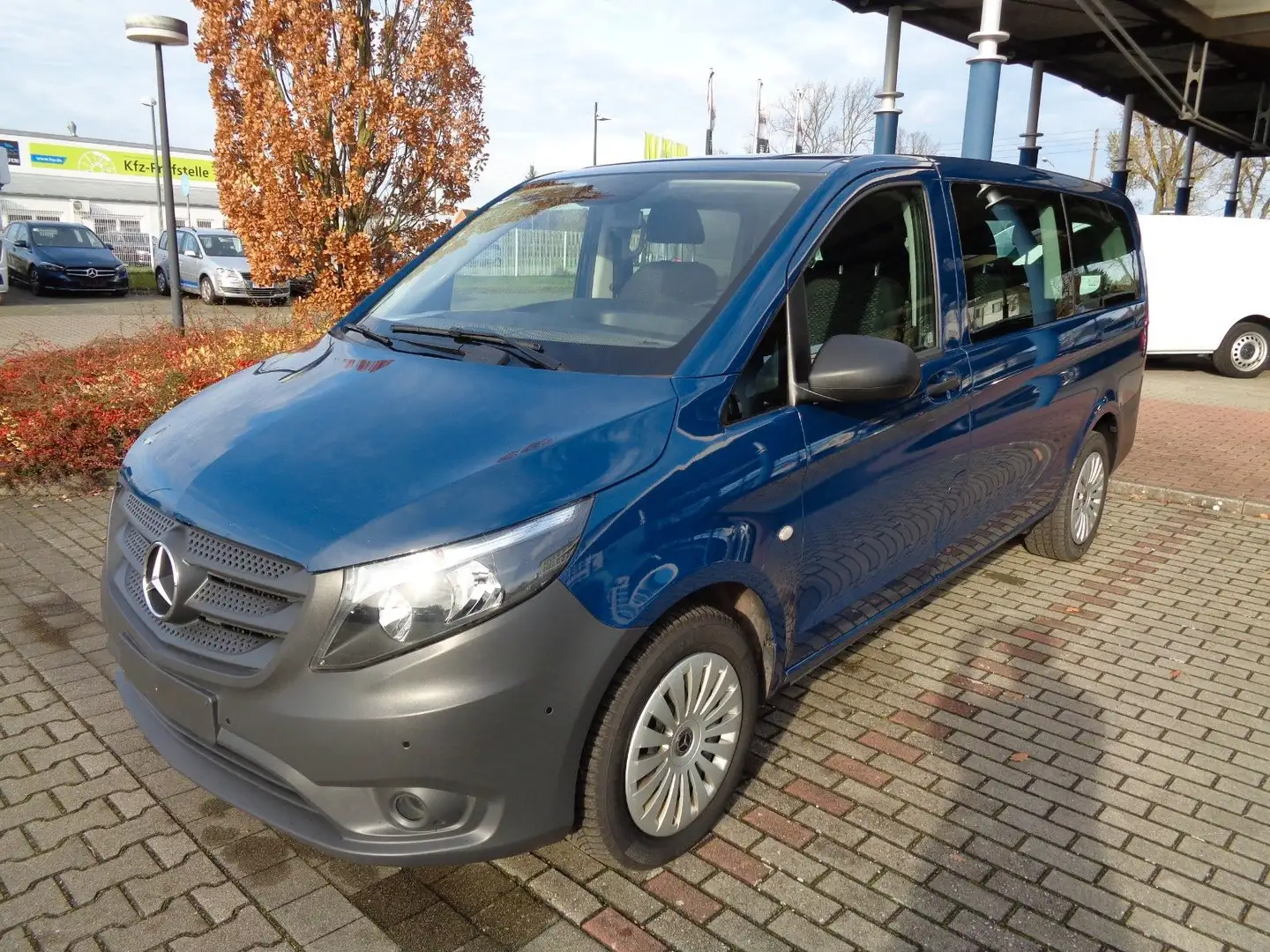 Mercedes-Benz Vito 114 CDI lang,KLIMA,NAVI,KAMERA,SPUR Blau - 1