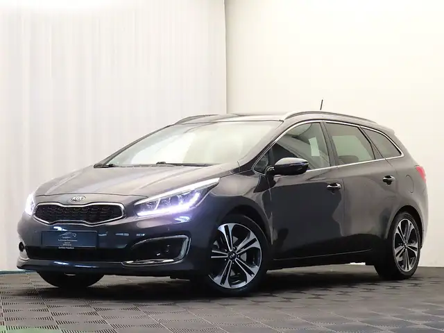Kia Ceed SW / cee'd SW Cee'd Sportswagon Spirit *AHK / Kamera*