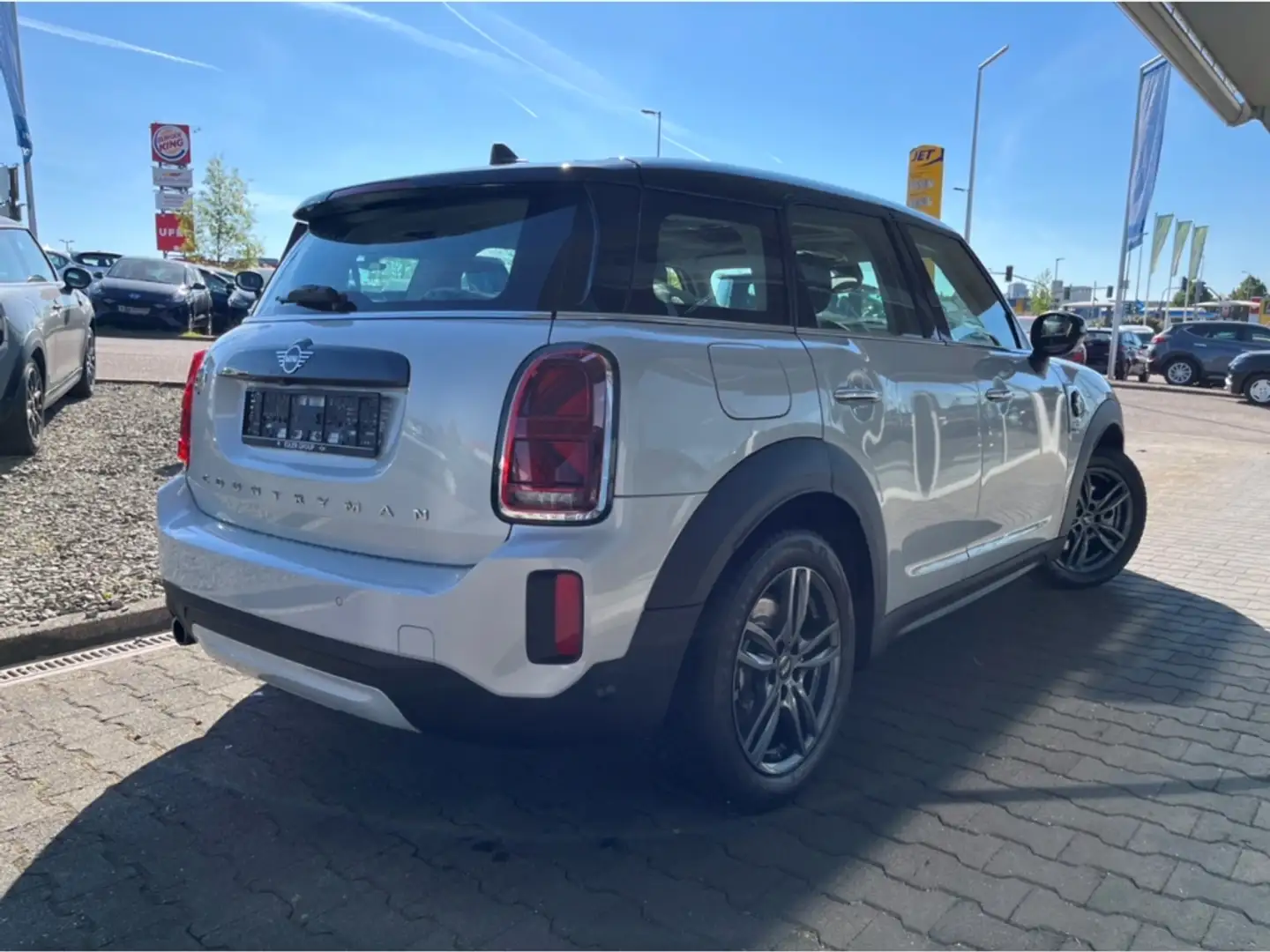 MINI Cooper SE Countryman All4 ClassicTrim 18'' Pano Navi LED AppleCP DAB Ko Ezüst - 2