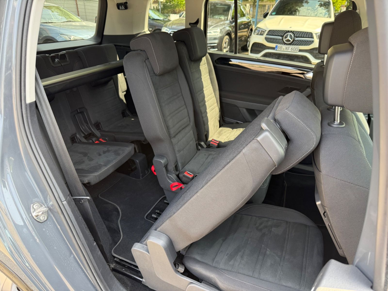 Volkswagen Touran Highline*Digital Cockpit PRO+7-Sitz+AHK* — photo 14