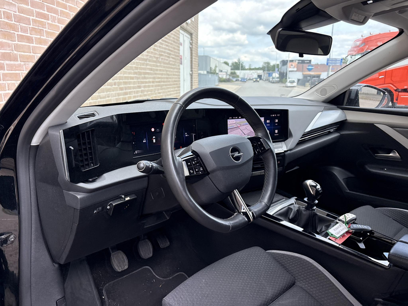 Opel Astra 1.2 Business Edition | € 8.200,- NETTO! | Climate — photo 3