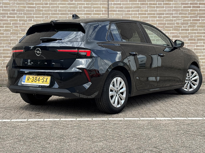 Opel Astra 1.2 Business Edition | € 8.200,- NETTO! | Climate — photo 2