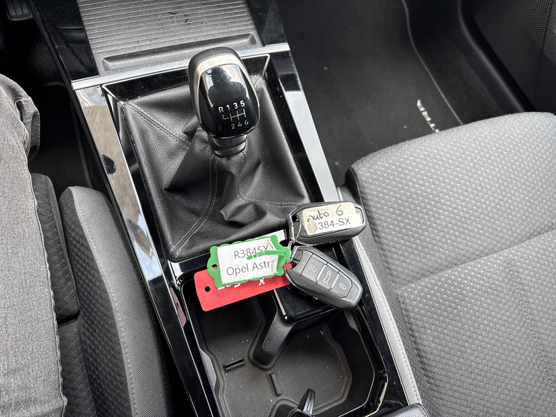 Opel Astra 1.2 Business Edition | € 8.200,- NETTO! | Climate — photo 14