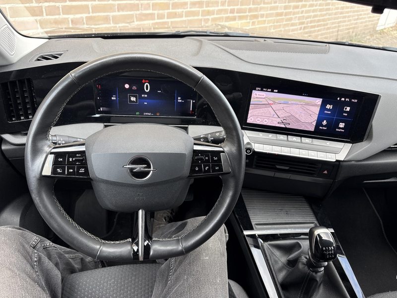 Opel Astra 1.2 Business Edition | € 8.200,- NETTO! | Climate — photo 9