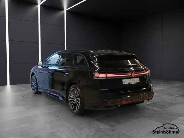 Volkswagen Id.7 view 4
