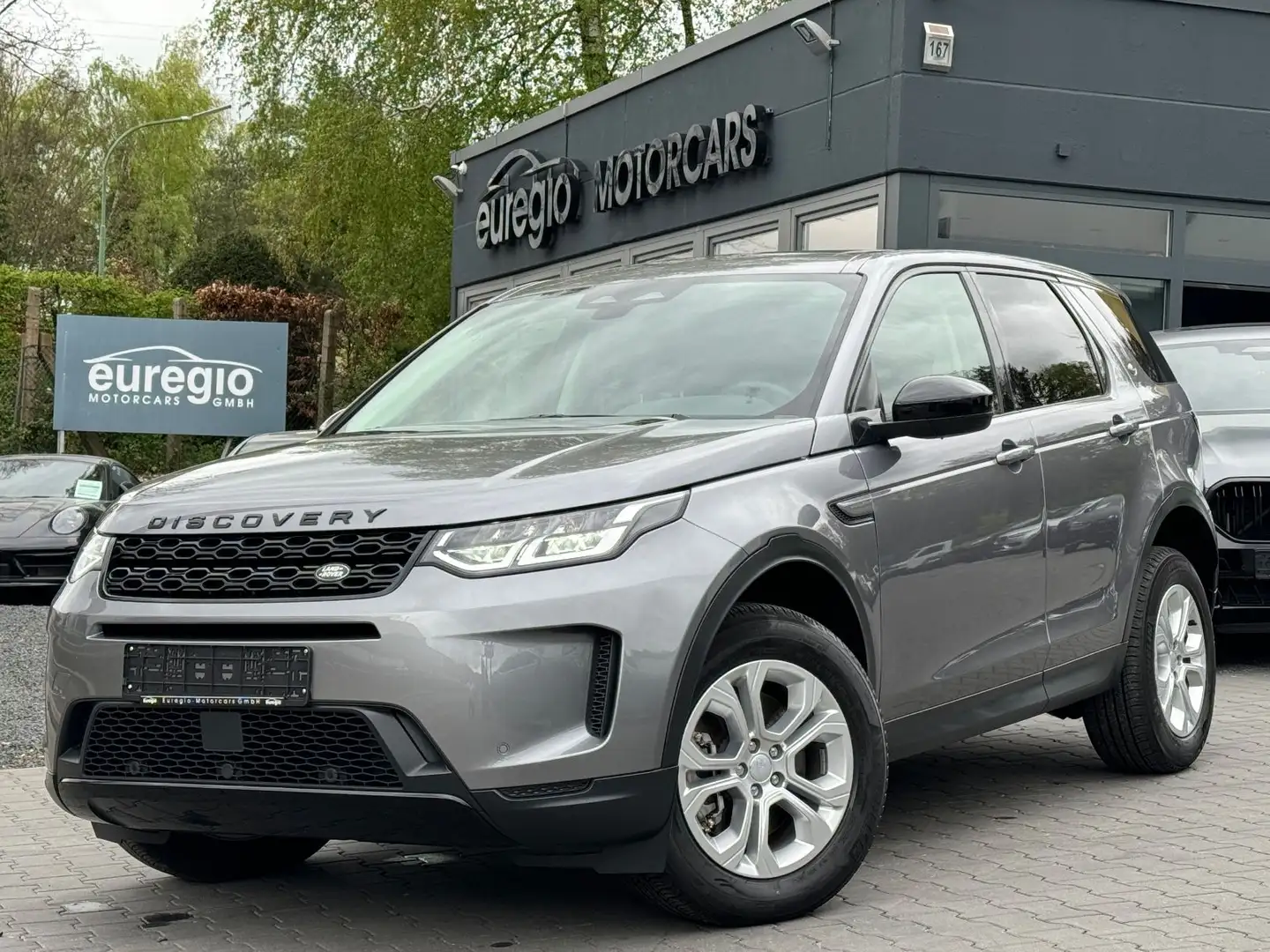 Land Rover Discovery Sport AWD Aut. 1 Hand - LED /// Grey - 1
