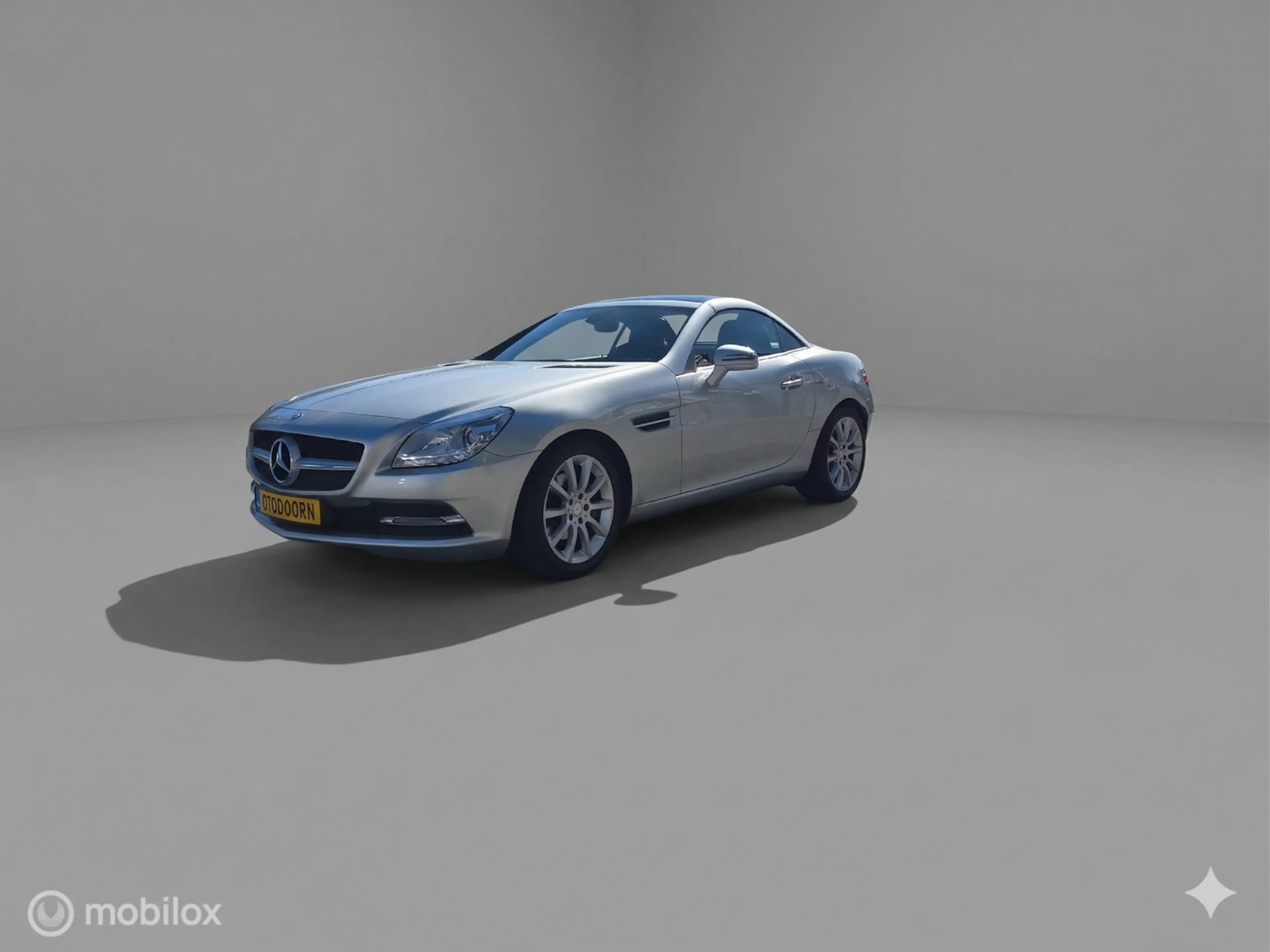 Mercedes-Benz SLK 200 — photo 3