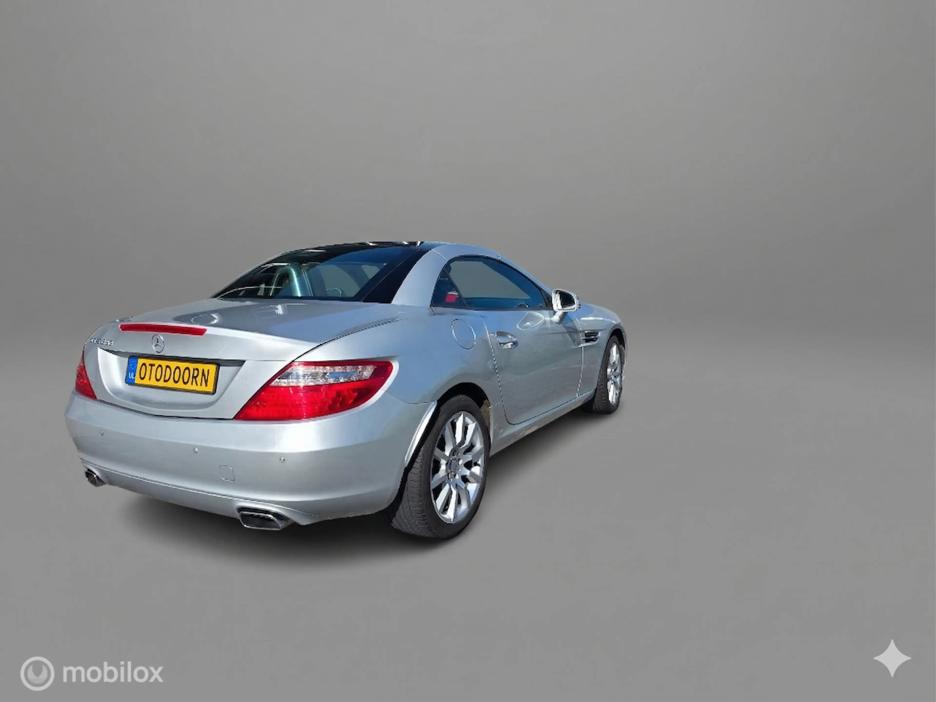 Mercedes-Benz SLK 200 — photo 2